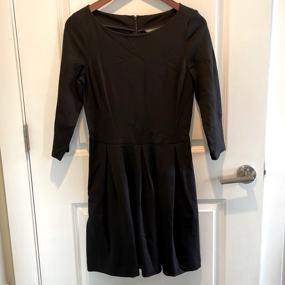 Banana Republic pleated long sleeve black dress, Size 2
